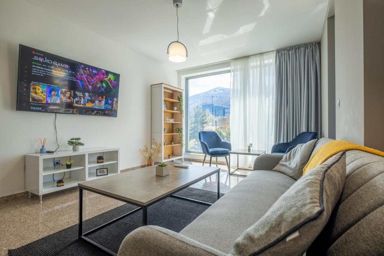 Julie'S Sunny Cozy Apartment With Balcony صوفيا المظهر الخارجي الصورة