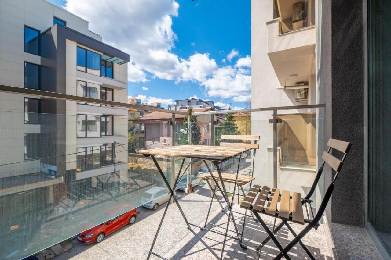 Julie'S Sunny Cozy Apartment With Balcony صوفيا المظهر الخارجي الصورة